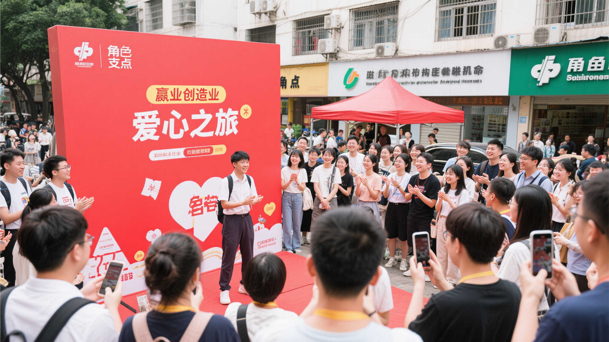 温州福彩暖心行动 关爱敬老院老人传递真情 这一爱心之旅还吸引到了许多人参与互动,并